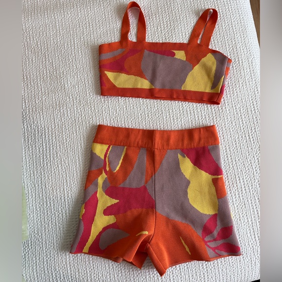 Matching Set - Picture 2 of 2